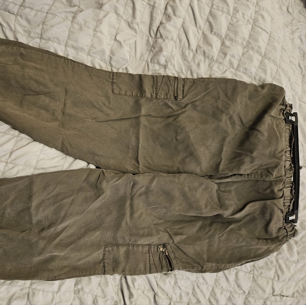 Express pants - Picture 3 of 4
